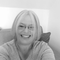 Karen MacKay Email