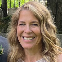 Lynn Carlson Email & Phone Number