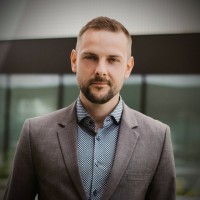 Damian Szwed Email