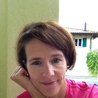 Ursula Neubecker Email