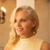 Kim Dennis Email & Phone Number