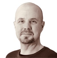 Niclas Hasslund Email