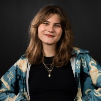 Alexandra Geroos Email