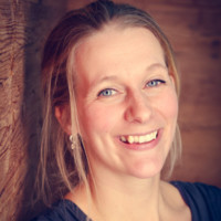 Marina Jonker Email