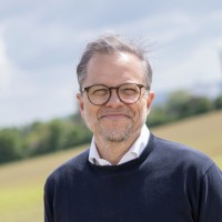 Alexander Bott Email