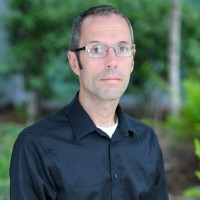 Robert Liles Email & Phone Number