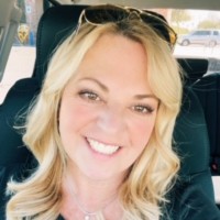 Middlefield Oaks Senior Living Employee Laura Schutt's profile photo