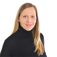 Karolin Strobl Email