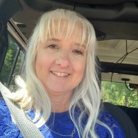 Platinum Title Partners Employee Shelley Cauble's profile photo