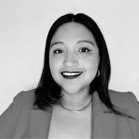 Sarai Flores Email