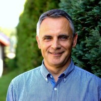 Marek Cupiał Email