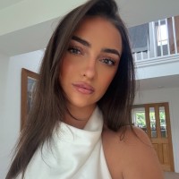 Ellie Daniels Email
