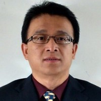 Yunlong Qin
