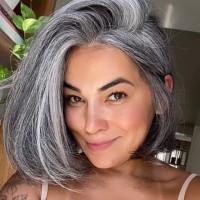Swift Developer Employee Aline Favoreto's profile photo