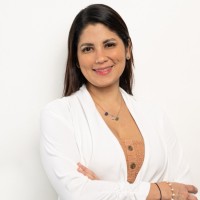 Carla Bustillos Ruiz Email