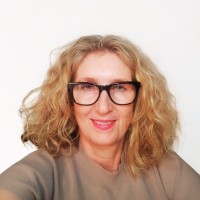 OX Employee Linda Davis's profile photo