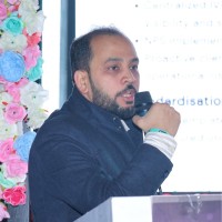 Mukuund Hari Email & Phone Number
