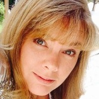 Rebeca Nelson Hicks Email & Phone Number