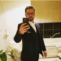 Gareth O'Neill Email