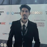 Flutter by Google Employee Satiya Ganes's profile photo