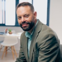 Vitaliza Agency Employee Luis Vives's profile photo