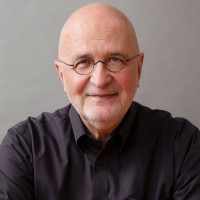 Richard Perry Email & Phone Number