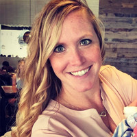 Straubs Employee Shannon Szczuka's profile photo