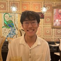 Algoverse Employee Thomas Zhong's profile photo