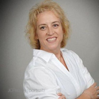 Lorinda Ostapuck Email & Phone Number