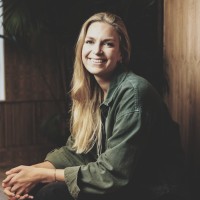 Madelene Larsson Email