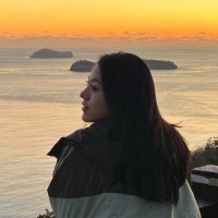 Kerri Tan Email