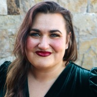 Holly Russell Email & Phone Number