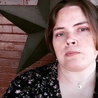 Amanda Lyons Email & Phone Number