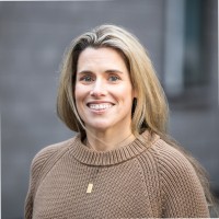 Quansight Employee Mara Averick's profile photo