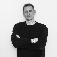Oliver Gentges Email & Phone Number
