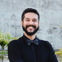 Renato Sá Barreto Oliveira Gomes Email