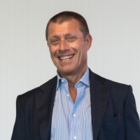 E-mail e número de telefone de Marco Morchio