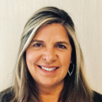 Global Gifting Employee Lynne Foote's profile photo