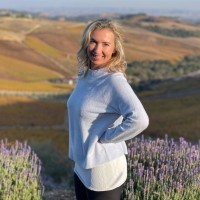 Kimberly Owen Email & Phone Number