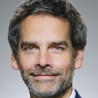 Steffen Hebestreit Email