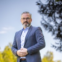 Sascha Schätzle Email