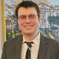 Daniel Berends Email & Phone Number