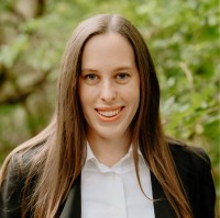 e3 Diagnostics Employee Laura Poff's profile photo