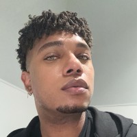 Beautyblender Employee Carlo Tomlin's profile photo