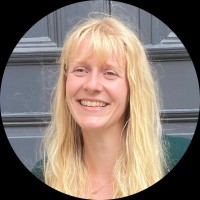 Phoebe Garside Email