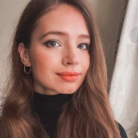 MOONHUB Employee Olena 🇺🇦's profile photo