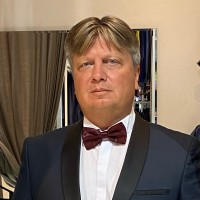 REYL Group Employee Vladimir F's profile photo
