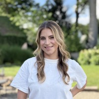 Elizabeth La Barbera Email