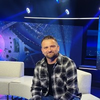 Ivan Radoš Email