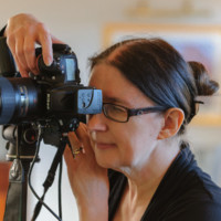 Sue Photographer Email & Phone Number